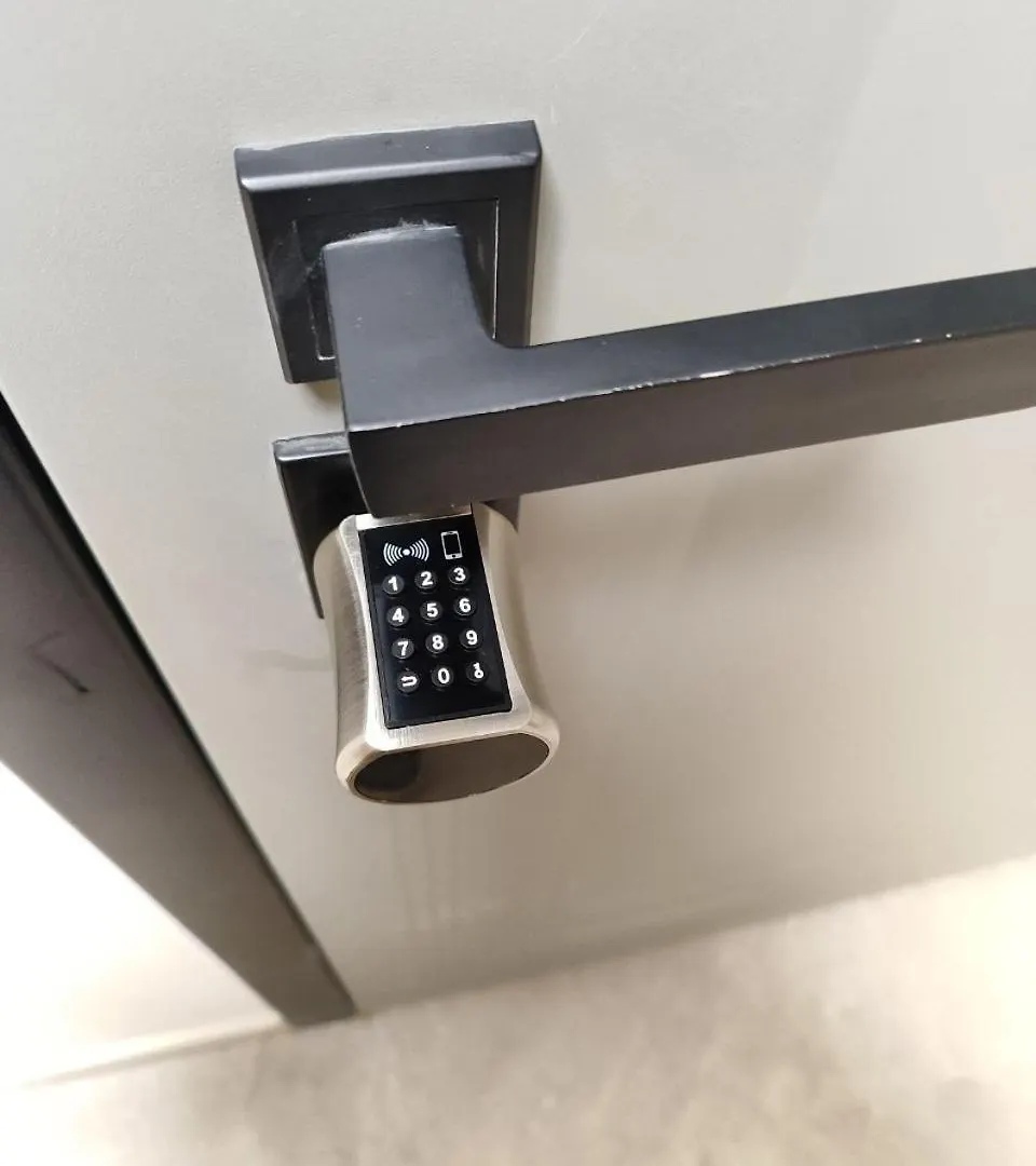 Apartman 2 Комнатные Апартаменты Рядом С Байтерек Абу Даби Ботанический Сад Asztana